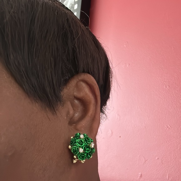 Beautiful earrings - Picture 4 of 4